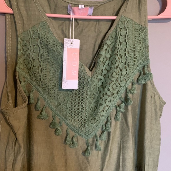 Green Tank - Picture 4 of 6